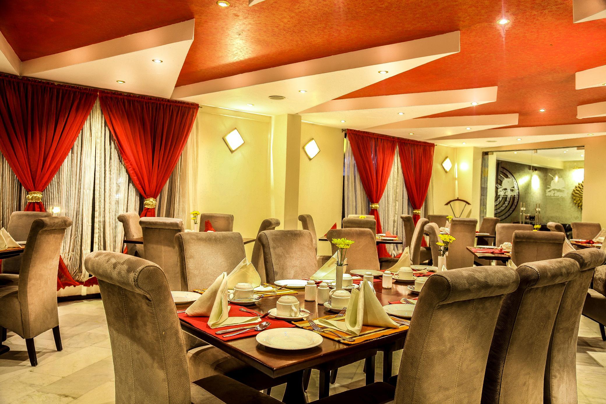 The Monarch Hotel Найроби Экстерьер фото